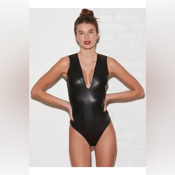 Fleur Du Mal Vegan Leather V-Neck Bodysuit Black Size Large - Picture 1 of 9
